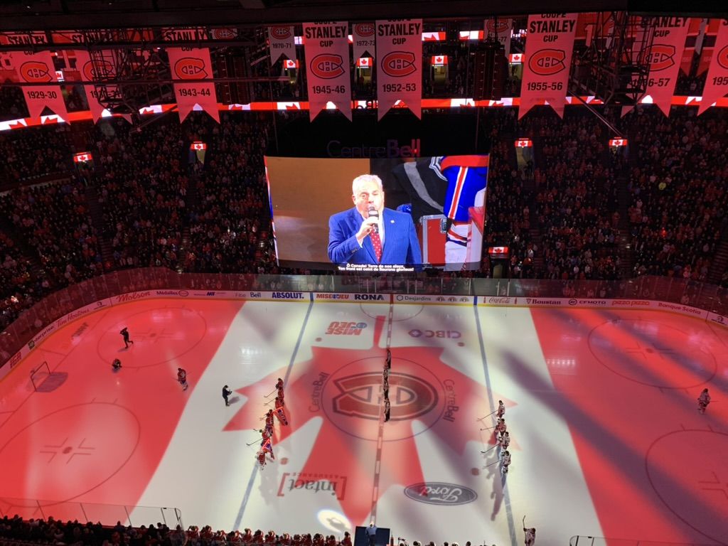 The same view, the maple leaf projected across the ice.